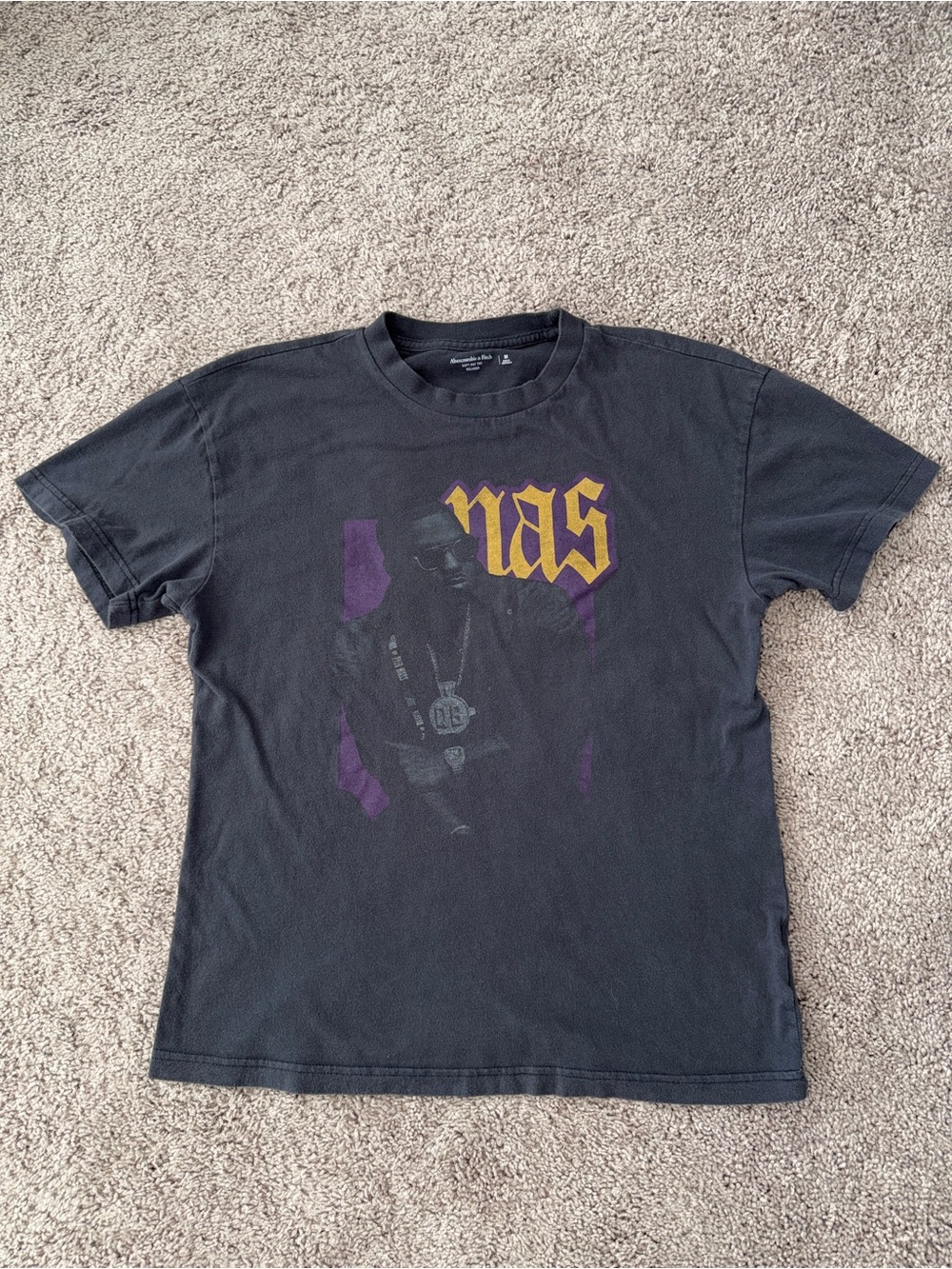 Abercrombie & Fitch Nas Graphic Soft AF Relaxed Tee M